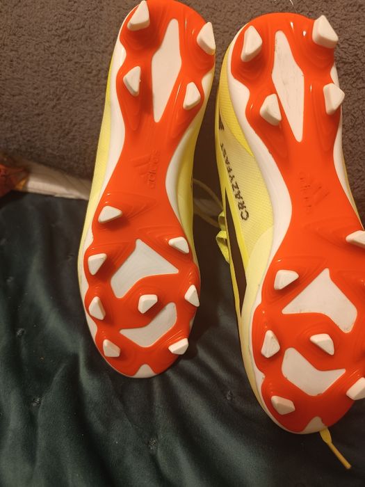 Ghete fotbal adidas crazyfast 42;5