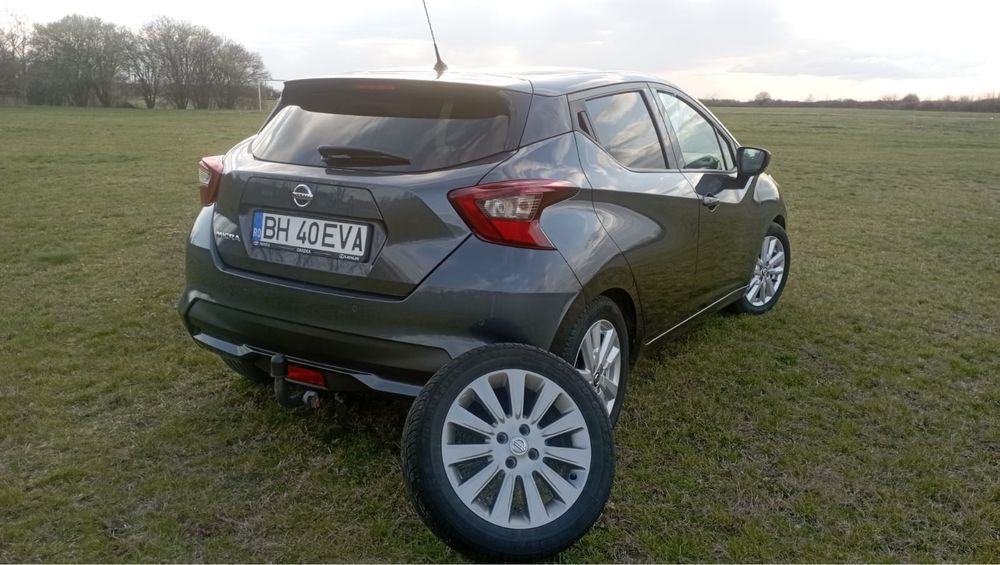 Vând Nissan Micra