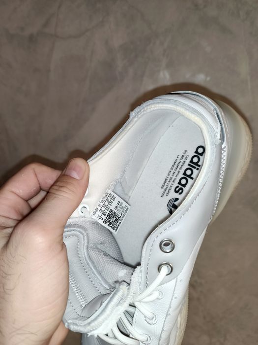 Adidas Original 42.5