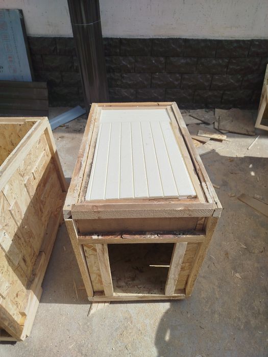 Утепленная будка для средней собаки