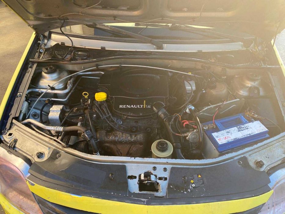 dezmembrez dacia logan 1 faza 2/usa fata logan/capota logan 1