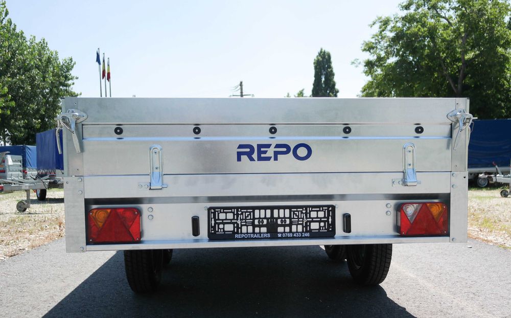 Remorcă REPO 750 kg – Cu Toate Obloanele Detasabile si Roti Dedesubt
