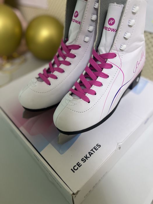 Фигурные коньки