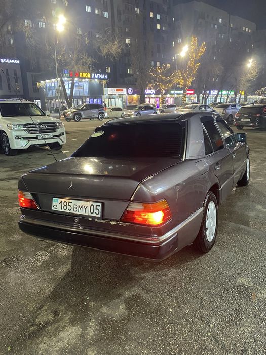 Продам мерс 124