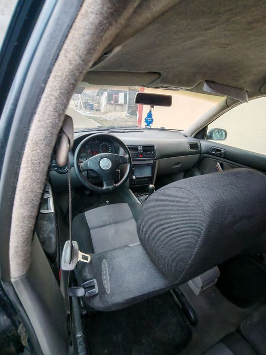 Vând vw bora 1.9 tdi