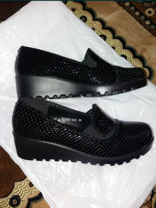 Продаю туфли, размер 39