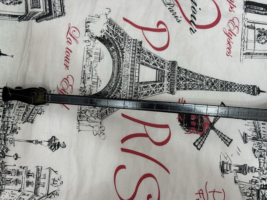 Продаётся Домбра