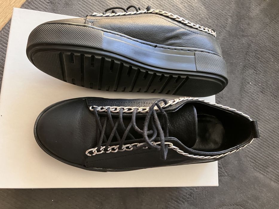 Нови обувки естесвена кожа