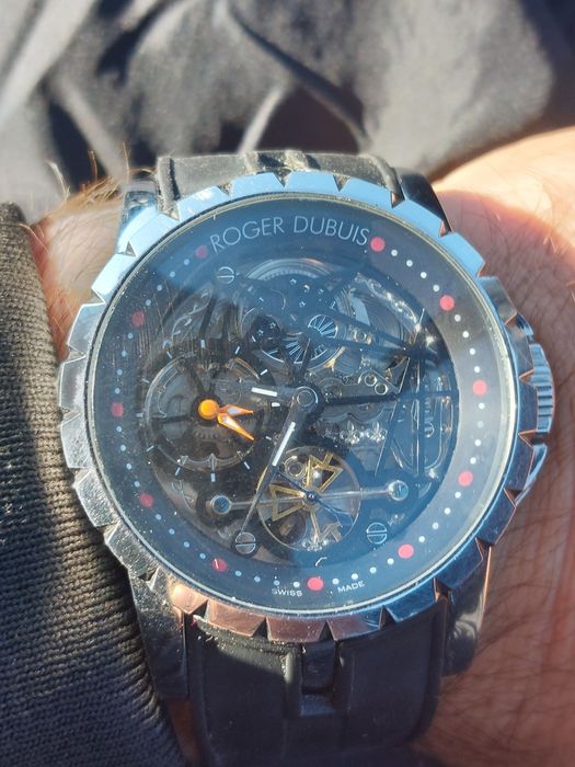 Мъжки часовник.Роджер.Като нов,без кутия  и документи.Автомат.Работи