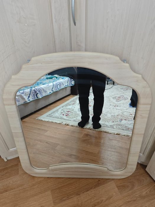 Зеркало продам в хорошем состоянии