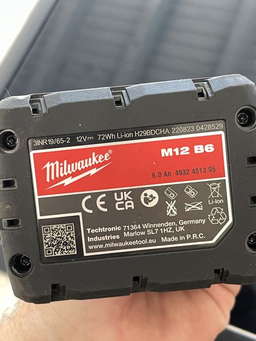 Milwaukee M12 Fuel 6.0ah Гайковерт с батерия