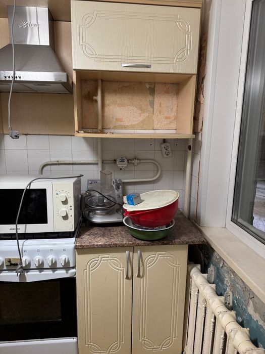 Продам кухню БУ в хорошем состоянии