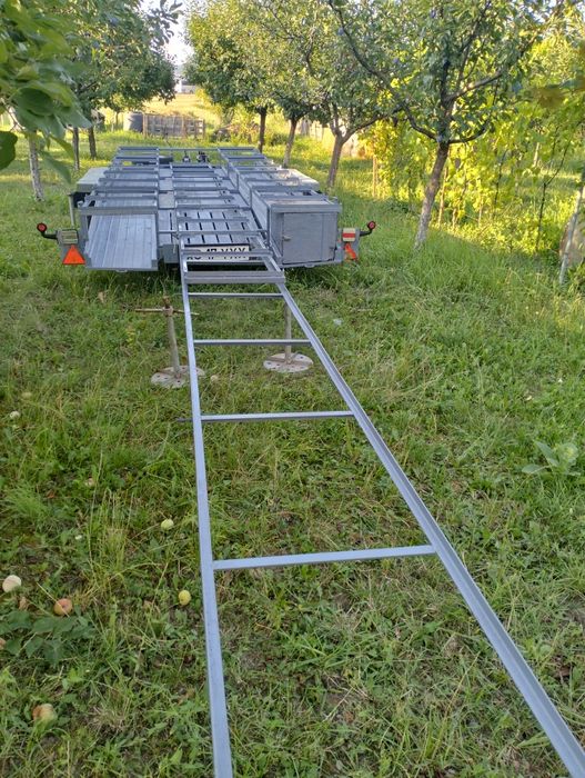 De vânzare remorca pt stupi