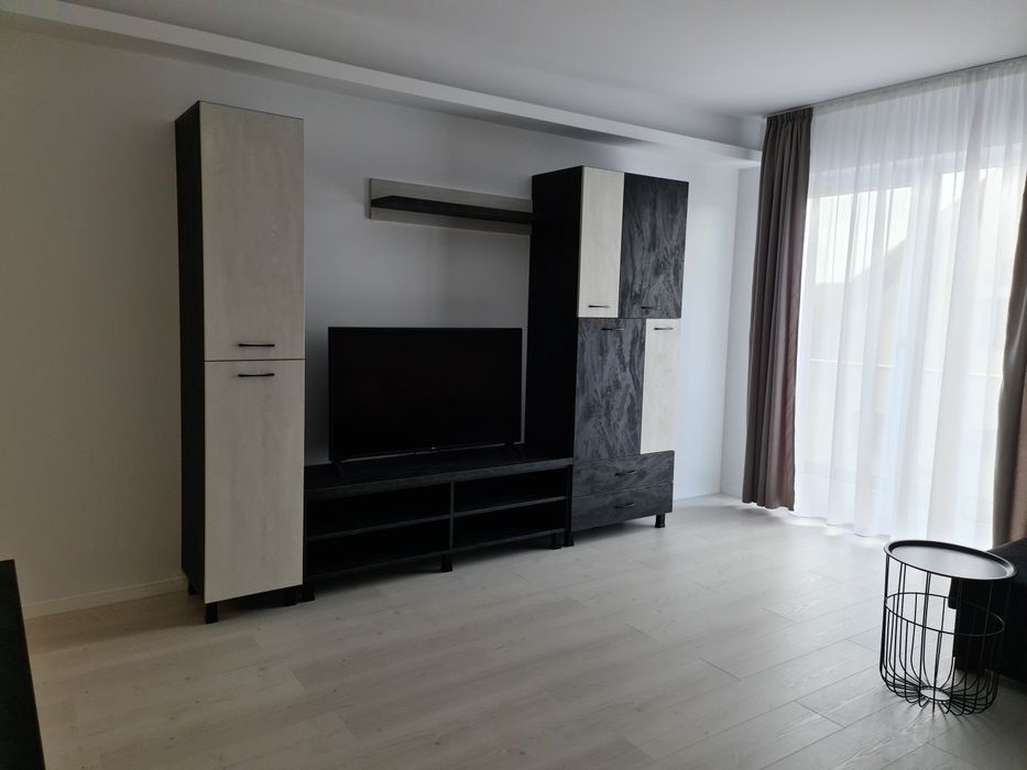 Inchiriere ap 2 camere bloc nou