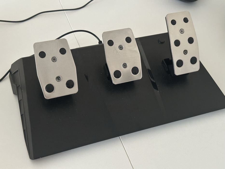 Продам игровой руль