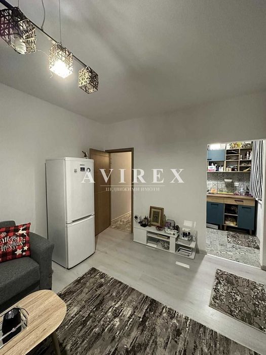 Продава се Едностаен апартамент в Пловдив, Център - 36 кв.м за 2320 €/кв.м - Снимка #2