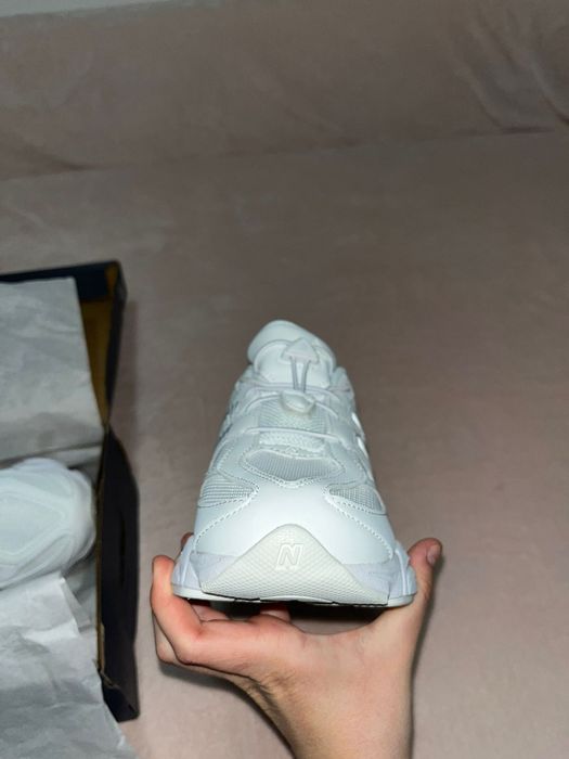 Sneaker New Balance 9060 white 37 NOU