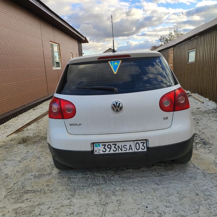 Volkswagen Golf V.