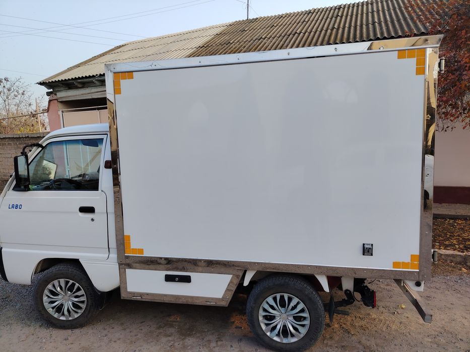 У'тин сотилади лабо машинада