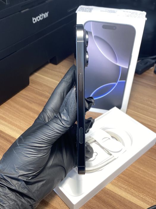 iPhone 16 Pro Max • 256 GB • Black Titanium / Cod produs: 6442