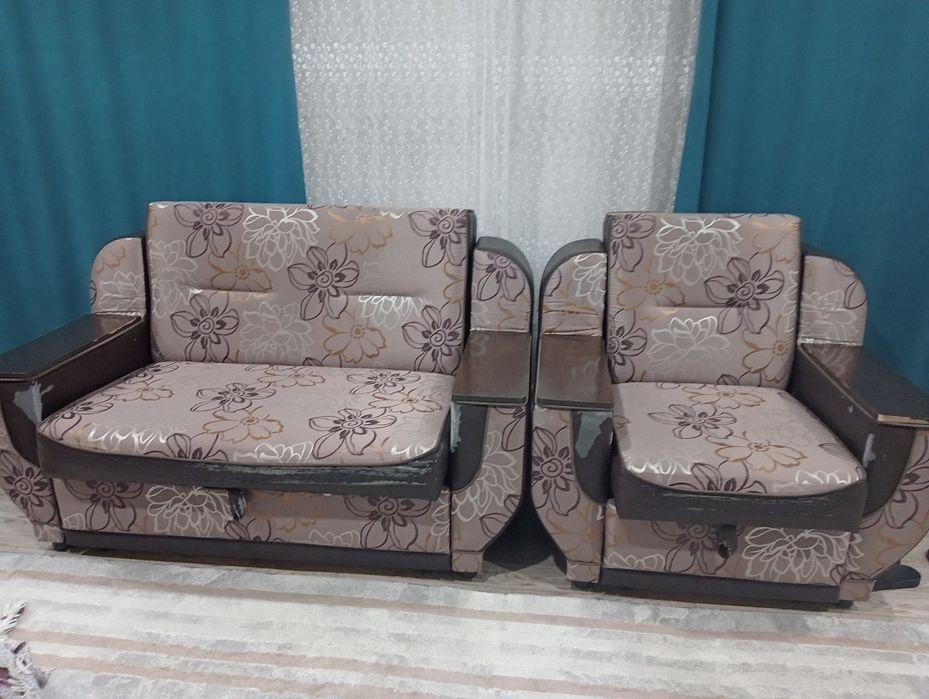 Продам диван тройка