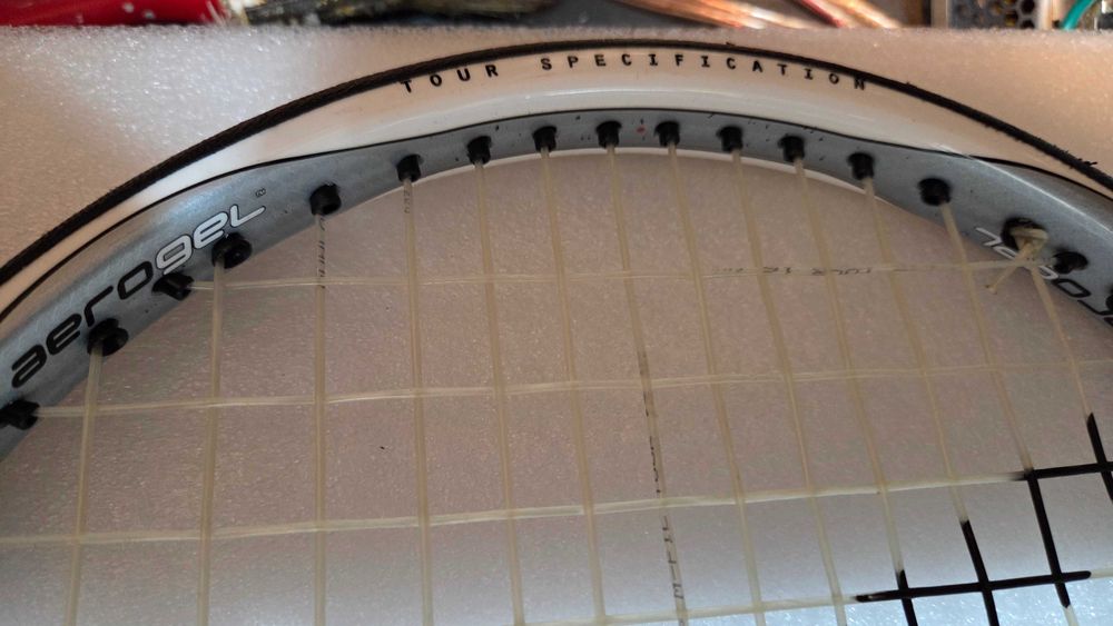 Racheta de tenis Dunlop Aerogel 2 HUNDRED