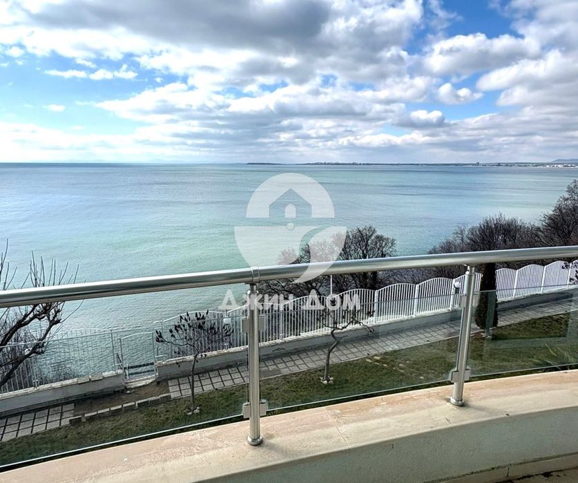 Продава се Двустаен апартамент в Свети Влас - 67 кв.м за 890 €/кв.м - Снимка #16
