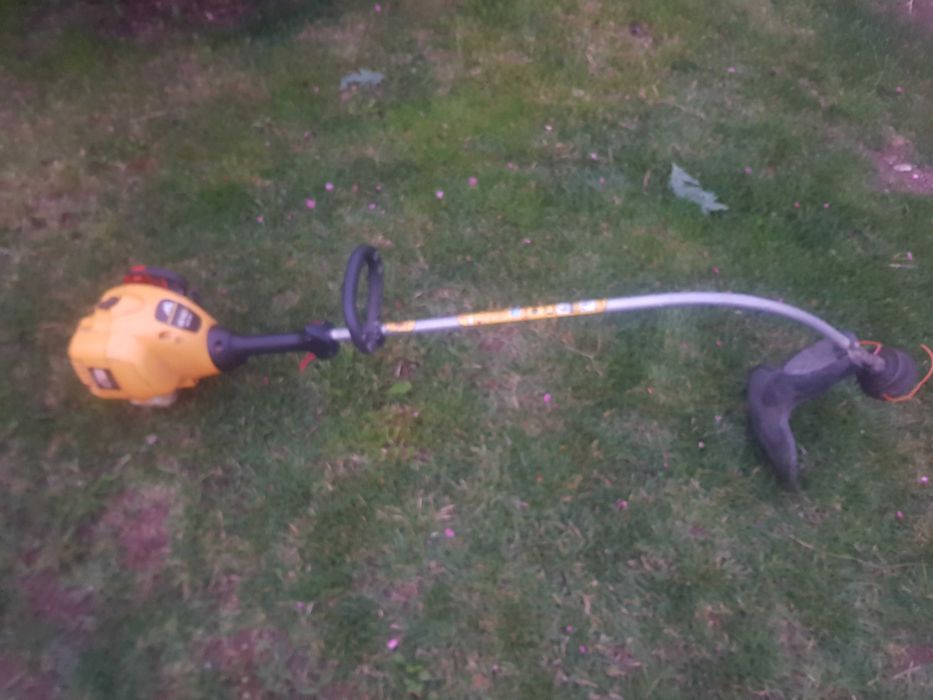 McCulloch Бензинов тример - коса