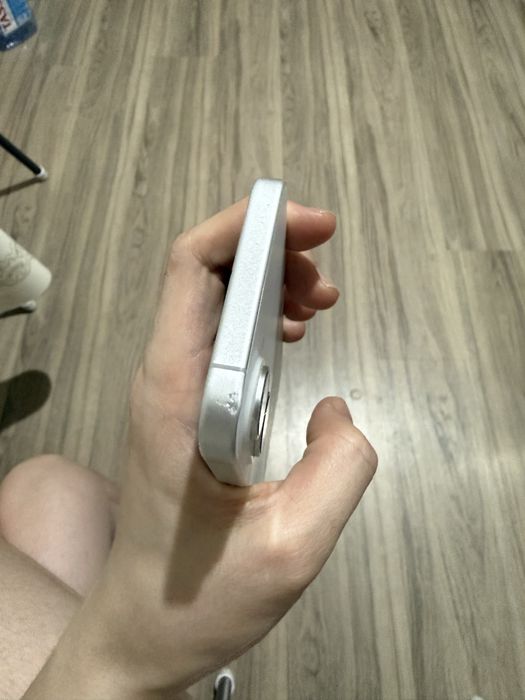 Продам Iphone 16 128gb