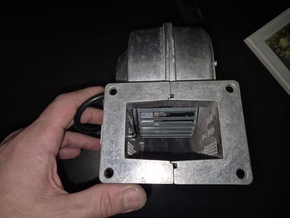 Ventilator/suflantă