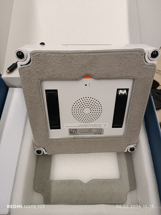 Robot curatare geamuri Tellur TLL331541, 72 W, Wi-Fi, Alb