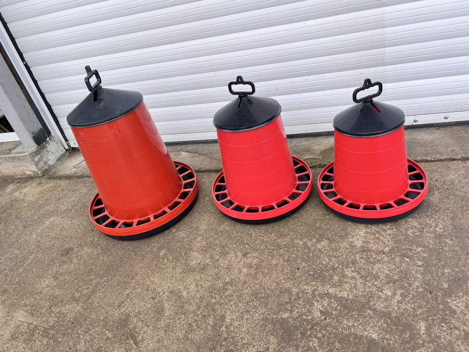 Хранилки и поилка