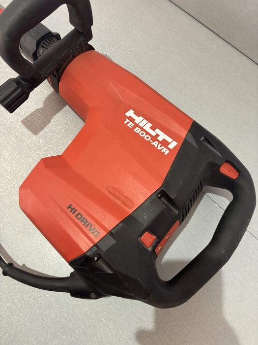 Ciocan demolator picamer hilti te 800