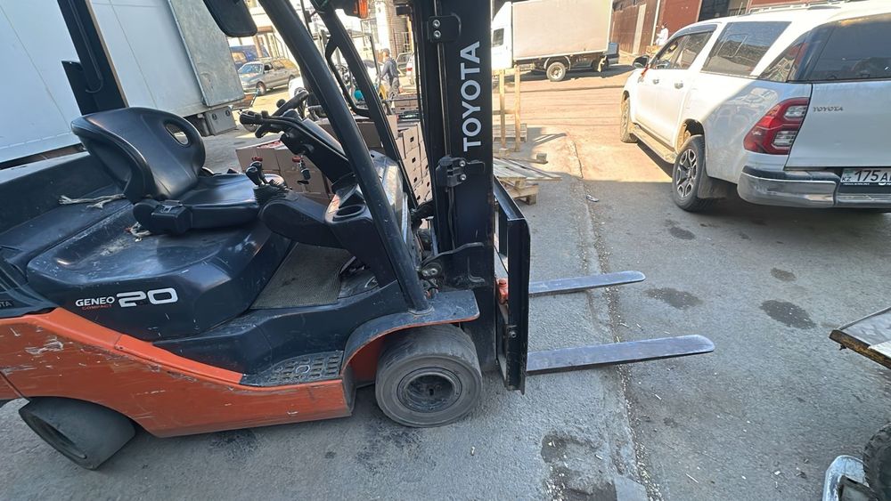 Услуги аренда вилочного погрузчика  кара в Уральске