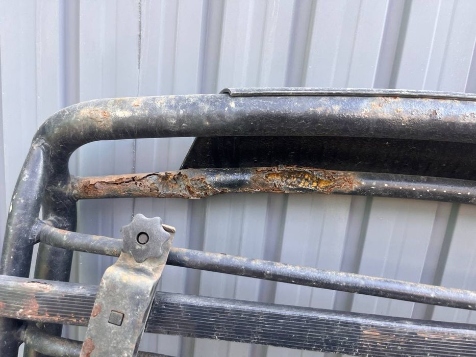 Багажник на джип