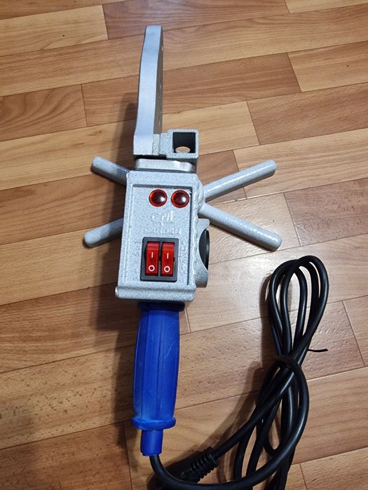 Утюг для пайки труб