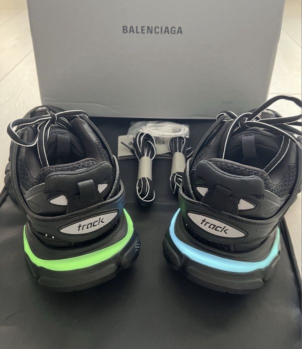 Balenciaga track led