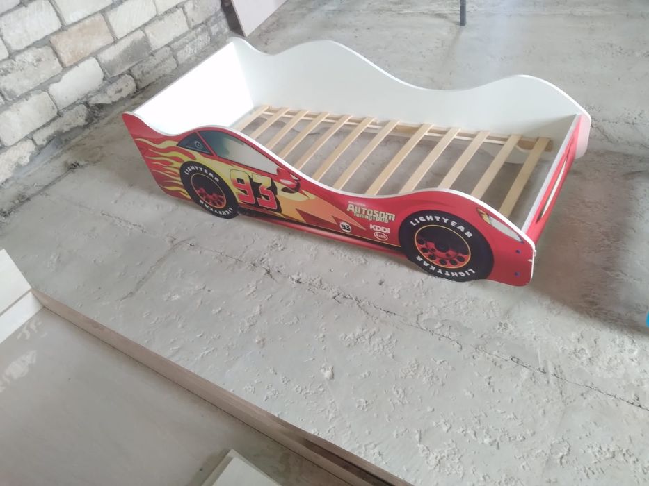 Продам детские кроватки