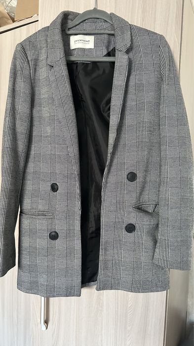 Продам женские Б/у одежды