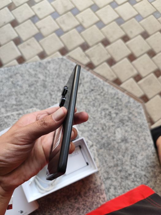 Redmi Note 13 Pro Plus + 12/256ГБ (China version) пол. комплект идеал.