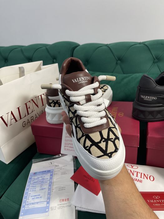 Adidasi Valentino piele naturala Full Box colectie noua Premium