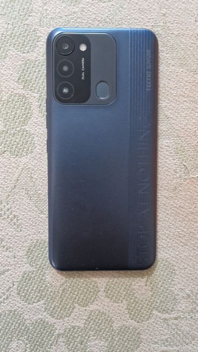 Tecno spark 8c 4+3/128