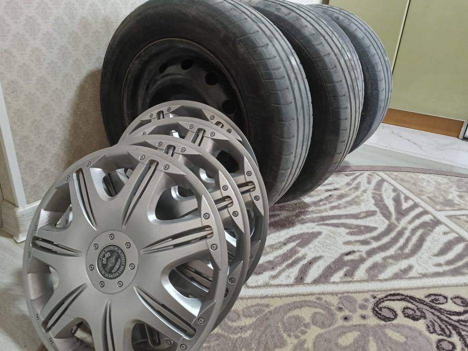 Продам шины летние б/у, комплект