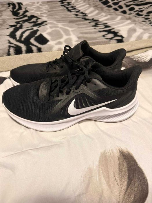 Nike Performance DOWNSHIFTER 10 black/white, marimea 45