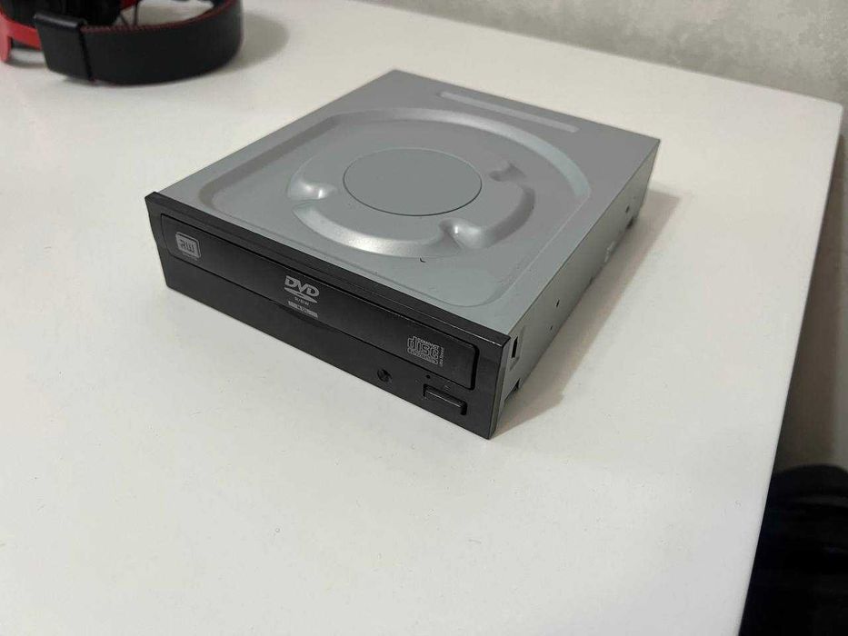 DVD RW приводы / дисководы