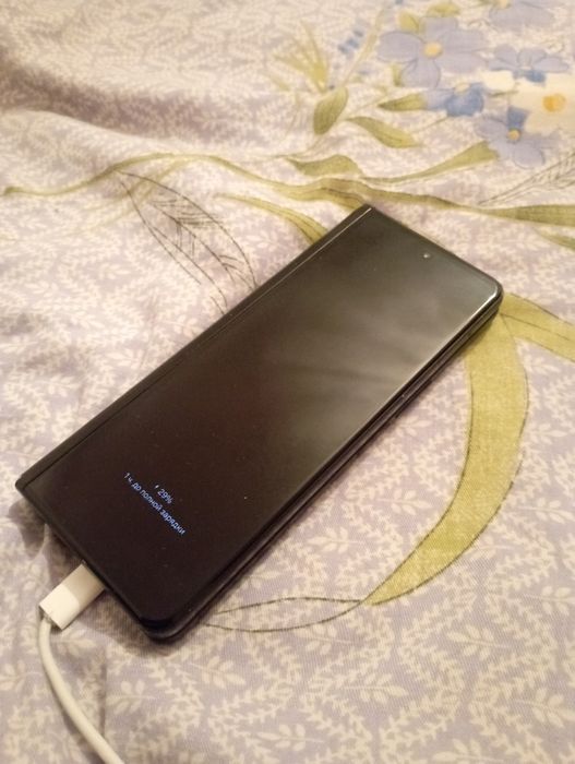 Samsung z fold 3