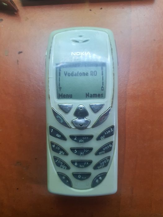 de colecție telefon nokia 8310 , finlanda