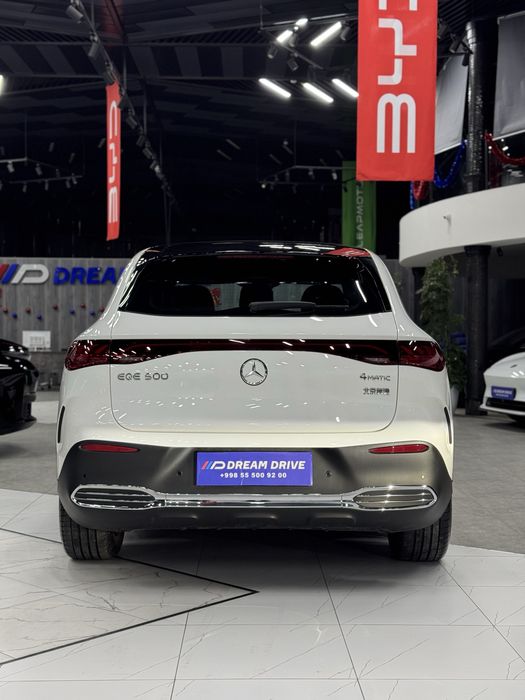 Mersedes benz SUV Eqe500 коричневый салон тоже есть