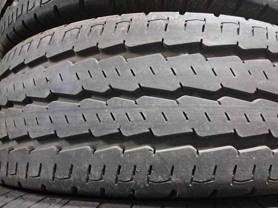 Anvelope second vara 215 70 R15C Continental