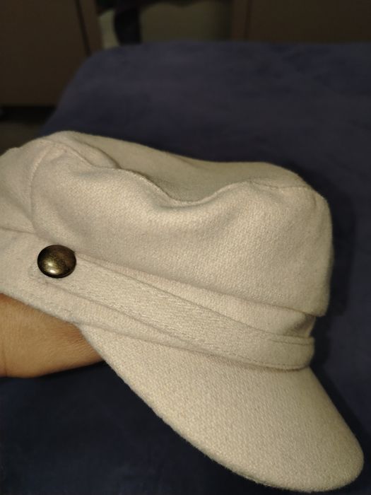 Продается кепка осенняя